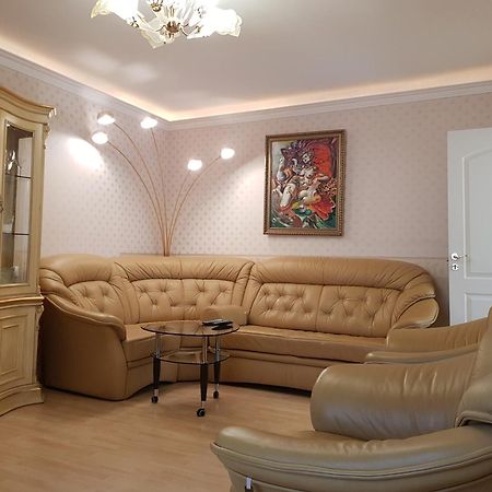 Naiza Guesthouse And Apartments Jurmala Exterior photo