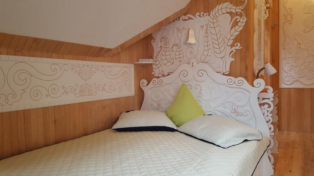 Naiza Guesthouse And Apartments Jurmala Room photo